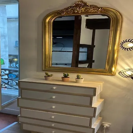 Cosy Flat Near Le Marais * Paris