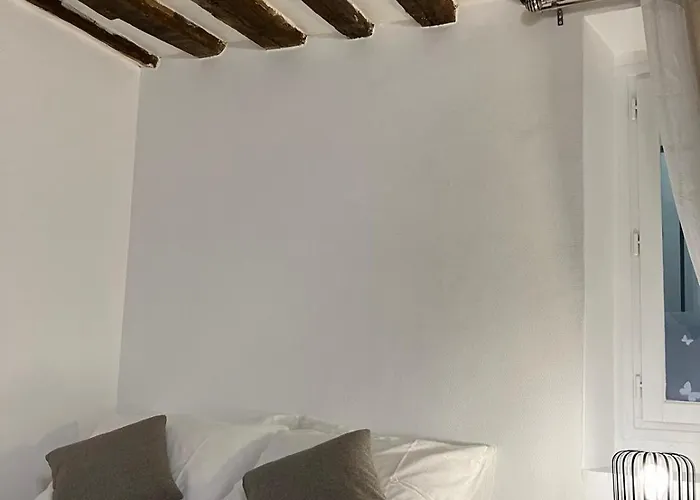 Cosy Flat Near Le Marais 아파트